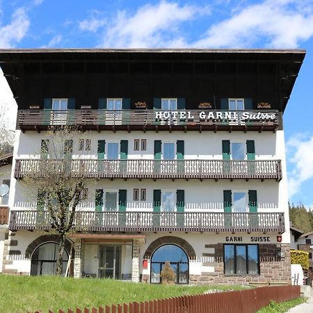 Hotel Garni Suisse San Martino Di Castrozza Exterior foto