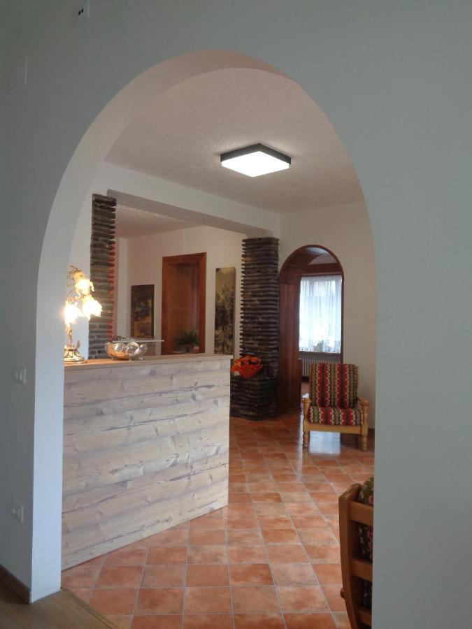 Hotel Garni Suisse San Martino Di Castrozza Exterior foto