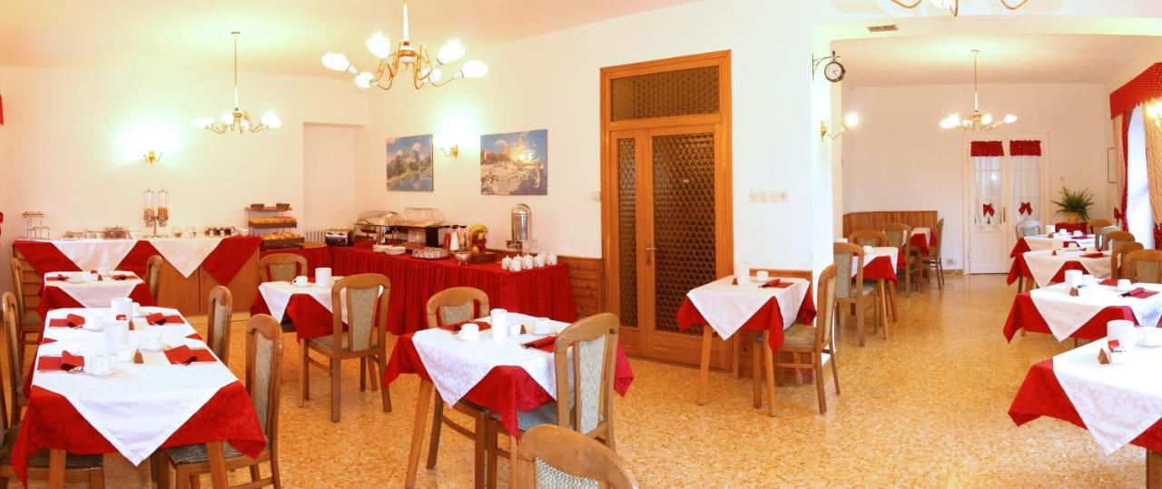 Hotel Garni Suisse San Martino Di Castrozza Exterior foto